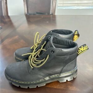Dr Martens Boots
Unisex US 8
Like new
No box